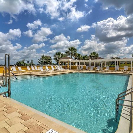 Home In The Villages With Lanai And Private Hot Tub! Exterior foto