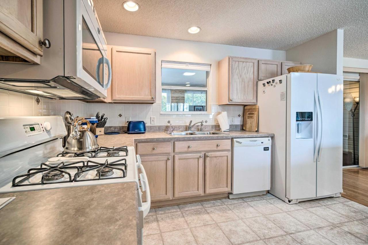 Home In The Villages With Lanai And Private Hot Tub! Exterior foto